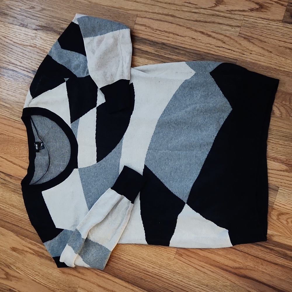Geometric H&M Sweater